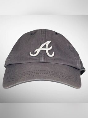 The Franchise Vintage Y2K Atlanta Braves Fitted Baseball Cap Size Small